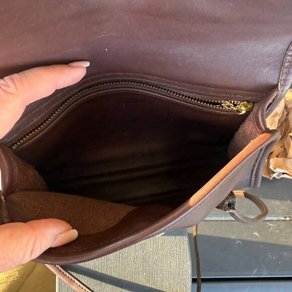 Vintage Coach Laurie Flap in Mahogany - Picture 9 of 10